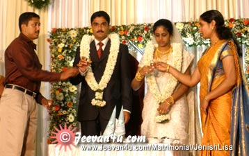 Jenish Lisa Wedding Photos Kanjirappally